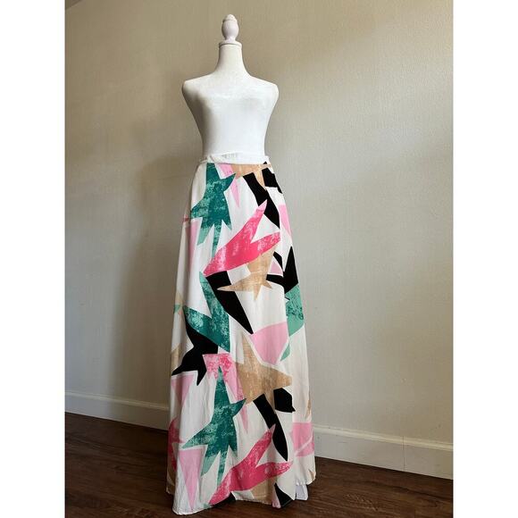 Lulus Dresses & Skirts - Lulus Daydreaming White Print Maxi Skirt Size M